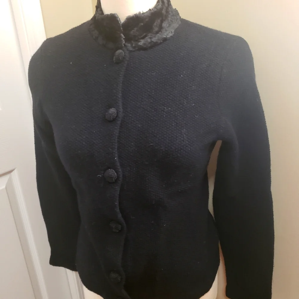 Jacket - Picture 1 of 6